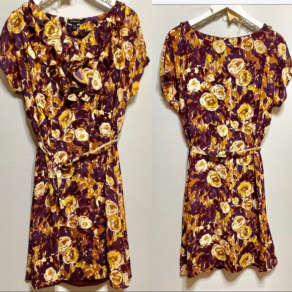 Lands' End Dresses & Skirts - ⭐️Lands’ End Purple/Gold Floral Print Dress